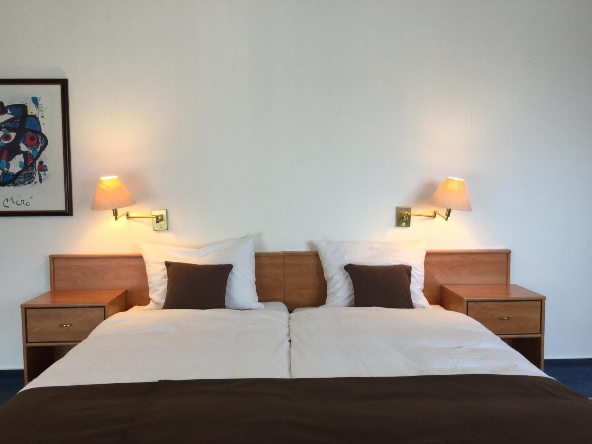 Sunibel Inn Reinheim Exteriör bild